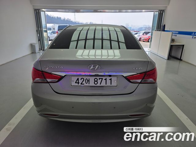Hyundai Sonata CVVL Smart — пробег 123 000 км — фото 4 из 5