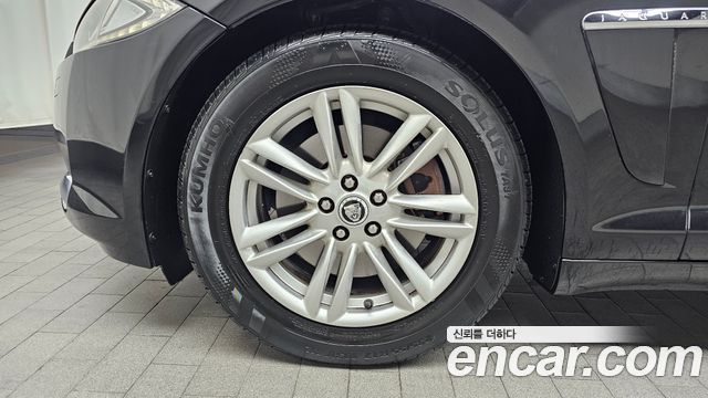 Jaguar XF из Кореи Encar