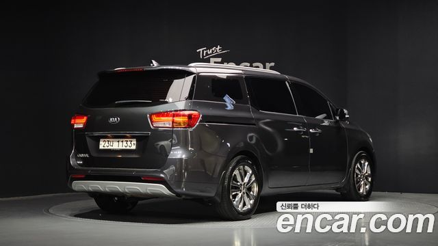 Kia Carnival из Кореи Encar
