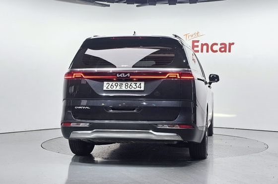 Kia Carnival Gasoline 9-Seater Signature — пробег 77 636 км — фото 4 из 5