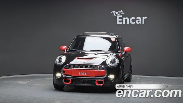 Mini Cooper 5Door Standard 3rd — пробег 67 252 км — фото 3 из 5