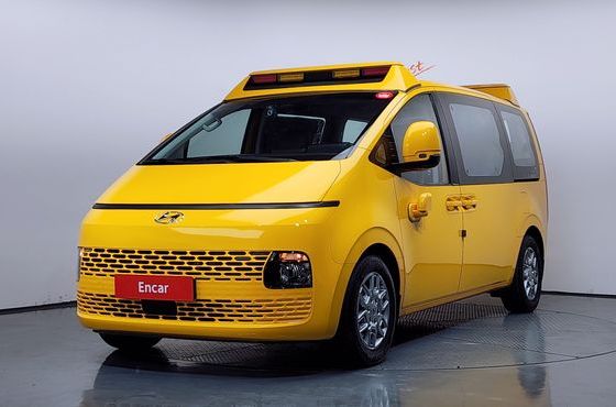 Hyundai Staria 4WD Kinder Safety Car 11-Seater — пробег 70 053 км — фото 1 из 5