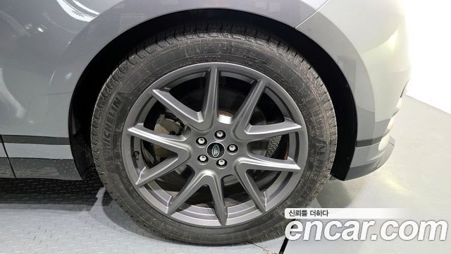 Land Rover Range Rover Velar из Кореи Encar