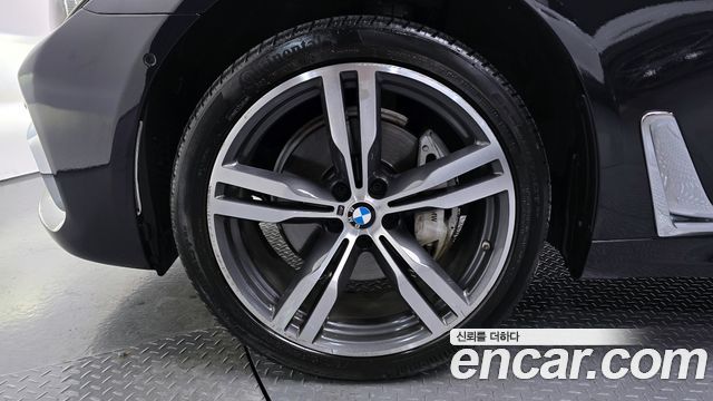 BMW 7-Series 740Li xDrive M Sport Package — пробег 191 491 км — фото 5 из 5
