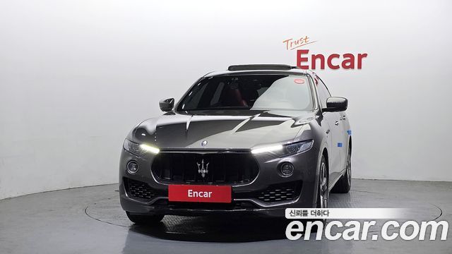 Maserati Levante из Кореи Encar