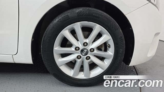 Kia K3 из Кореи Encar