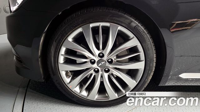 Hyundai Genesis из Кореи Encar