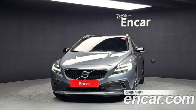Volvo V40 из Кореи Encar