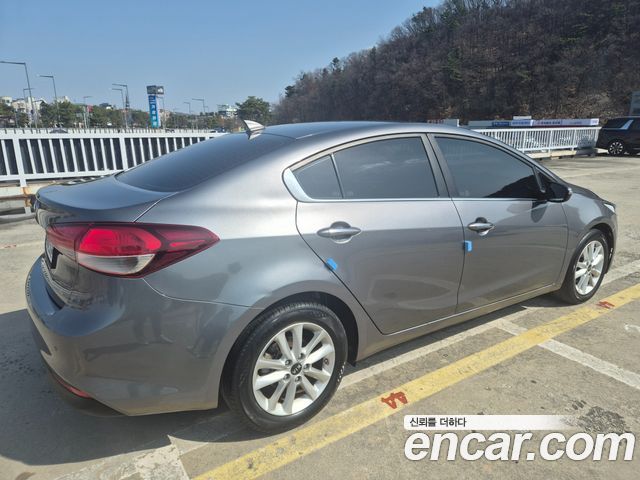Kia K3 из Кореи Encar