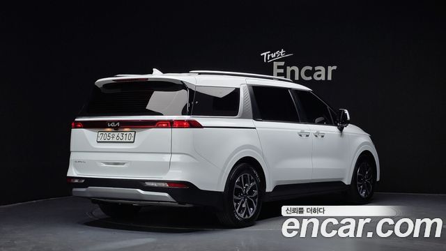 Kia Carnival 11-Seater Prestige — пробег 89 164 км — фото 2 из 5