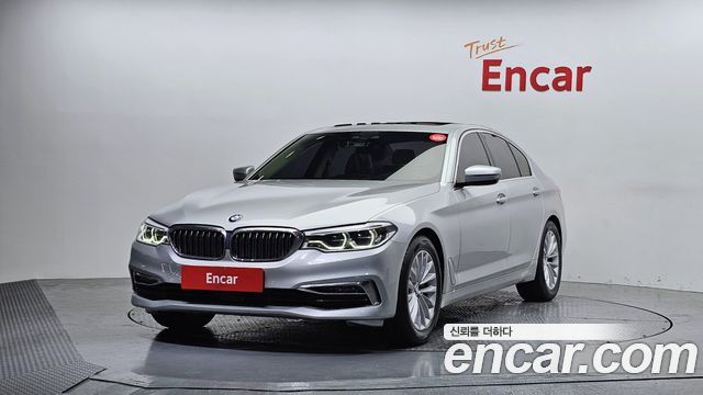 BMW 5-Series 530i Luxury Plus — пробег 78 872 км — фото 1 из 5