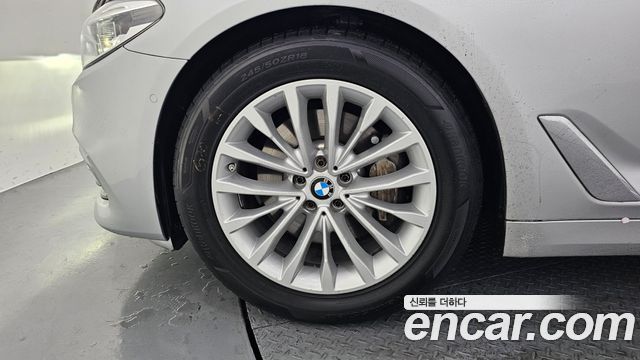 BMW 5-Series 530i Luxury Plus — пробег 78 872 км — фото 5 из 5
