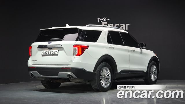 Ford Explorer 2.3 LimIted 4WD — пробег 100 349 км — фото 2 из 5