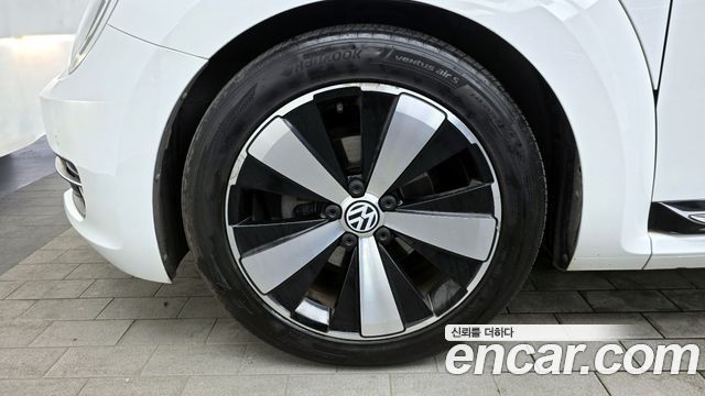 Volkswagen Beatle из Кореи Encar