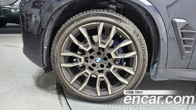 BMW X5 xDrive 40i M Sport — пробег 33 941 км — фото 5 из 5