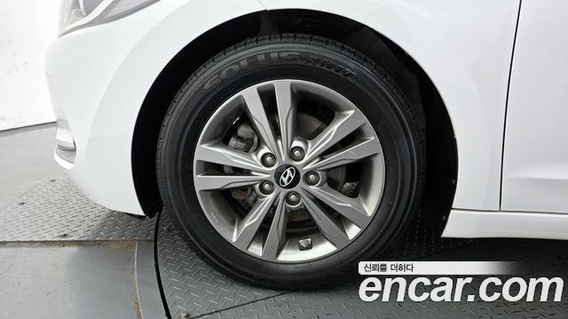 Hyundai AVANTE из Кореи Encar