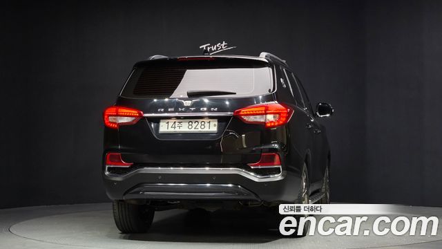 Ssangyong Rexton из Кореи Encar