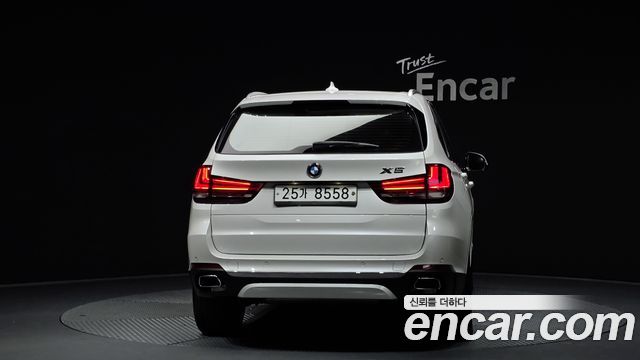 BMW X5 xDrive 30d — пробег 171 834 км — фото 4 из 5