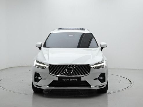 Volvo XC60 T8 Ultra Bright — пробег 4 578 км — фото 3 из 5