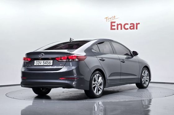 Hyundai AVANTE 1.6 GDI Value Plus — пробег 84 821 км — фото 2 из 5