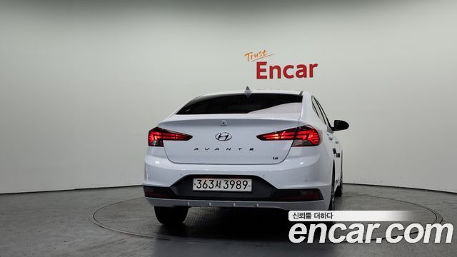 Hyundai AVANTE из Кореи Encar