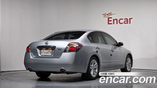 Nissan Altima из Кореи Encar