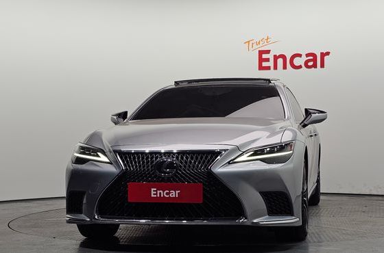 Lexus LS 3.5 Luxury AWD — пробег 52 449 км — фото 3 из 5