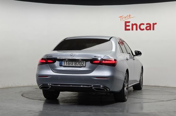 Mercedes-Benz E-Class E350 4MATIC Avantgarde — пробег 72 565 км — фото 4 из 5