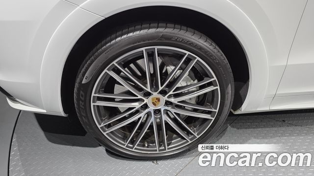 Porsche Cayenne 3.0 — пробег 69 889 км — фото 5 из 5
