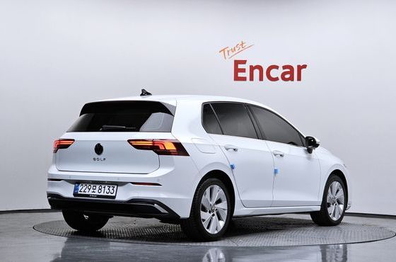 Volkswagen Golf 2.0 TDI Premium — пробег 5 317 км — фото 2 из 5