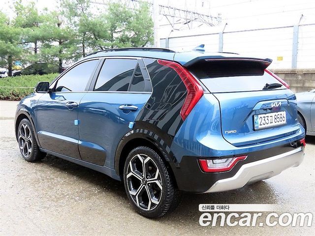 Kia Niro Signature — пробег 125 280 км — фото 3 из 5