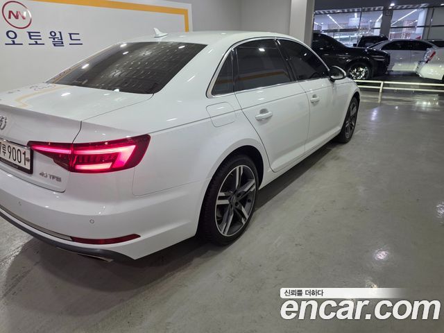 Audi A4 из Кореи Encar