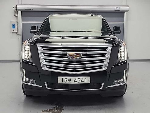 Cadillac Escalade 6.2 ESV 4th — пробег 126 993 км — фото 2 из 5