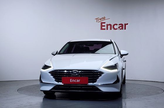 Hyundai Sonata 2.0 Premium — пробег 157 892 км — фото 3 из 5
