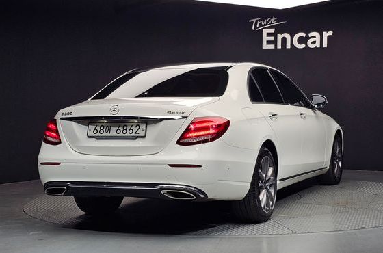 Mercedes-Benz E-Class E300 4MATIC Avnatgarde — пробег 104 412 км — фото 2 из 5