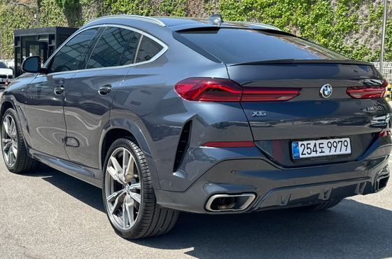 BMW X6 M50i — пробег 70 052 км — фото 2 из 5