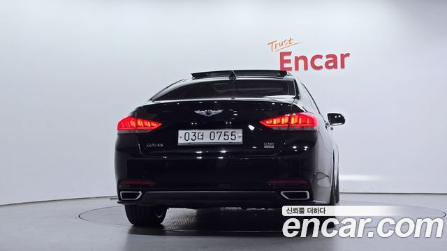 Hyundai Genesis из Кореи Encar