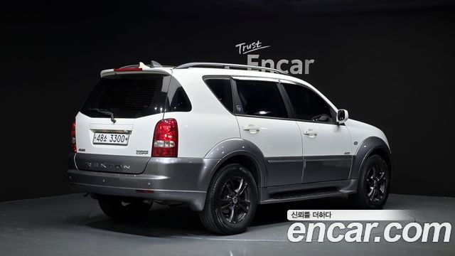 Ssangyong Rexton 4WD RX4 High Deluxe — пробег 121 078 км — фото 2 из 5