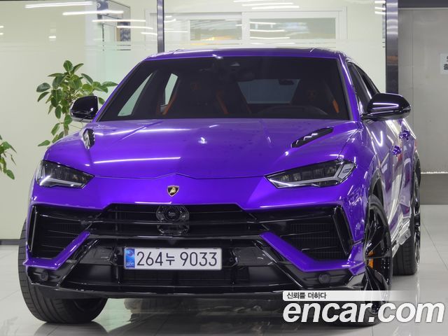 Lamborghini Urus из Кореи Encar
