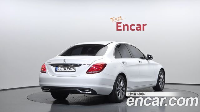 Mercedes-Benz C-Class из Кореи Encar
