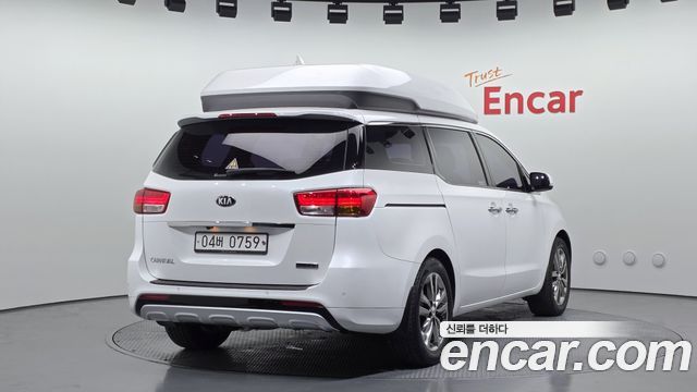 Kia Carnival из Кореи Encar