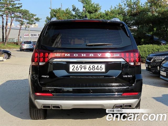 Kia Mohave Diesel 3.0 4WD 5-Seater Masters Gravity — пробег 136 000 км — фото 4 из 5