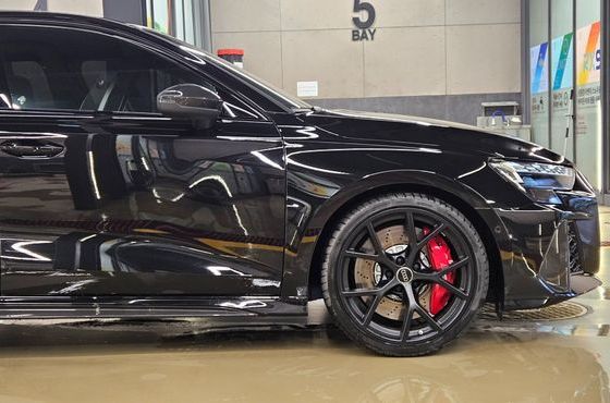 Audi RS3 2.5 TFSI Quattro Carbon Edition — пробег 282 км — фото 4 из 5
