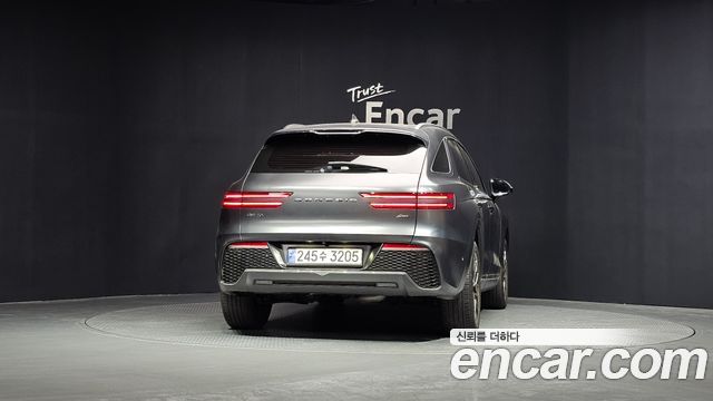 Genesis GV70 из Кореи Encar