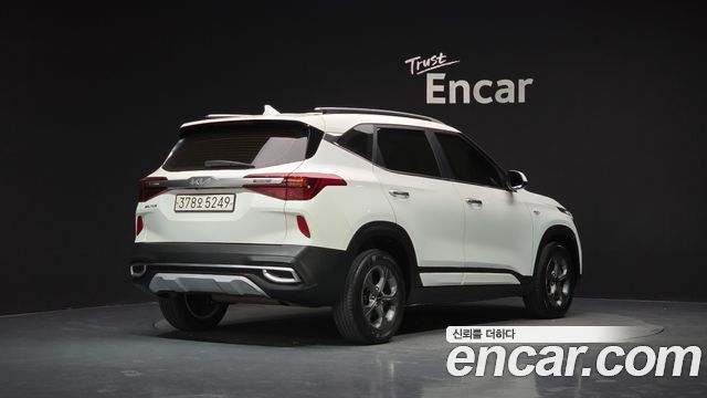 Kia Seltos из Кореи Encar