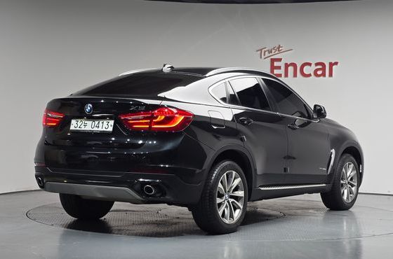 BMW X6 xDrive 30d — пробег 64 840 км — фото 2 из 5