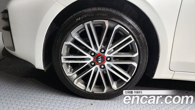 Kia K3 из Кореи Encar