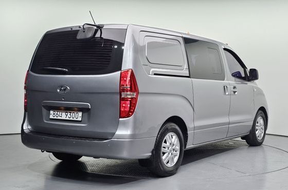 Hyundai Starex 5-Seater VAN Smart — пробег 121 834 км — фото 2 из 5