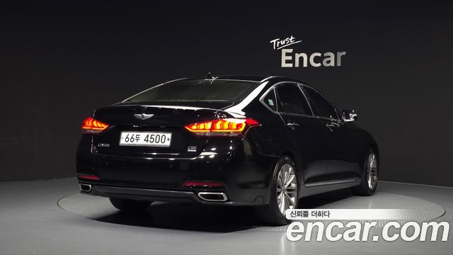 Hyundai Genesis из Кореи Encar
