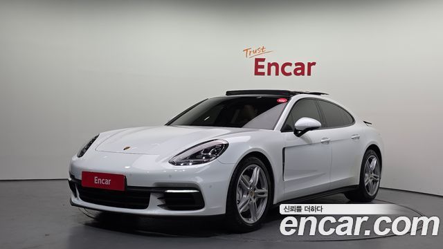 Porsche Panamera 3.0 AWD — пробег 102 536 км — фото 1 из 5